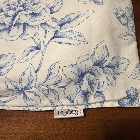 Longaberger basket liner blue white floral quilted toile "cottage trellis" - Picture 2 of 5